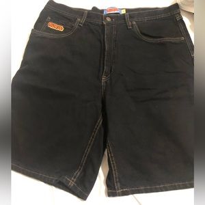 Empyer shorts